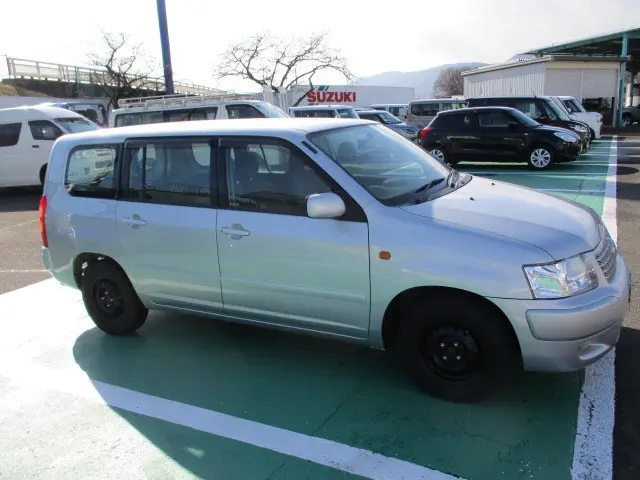 トヨタ サクシードバン KP-NLP51V(2WD)の写真5