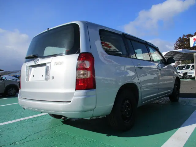 トヨタ サクシードバン KP-NLP51V(2WD)の写真16
