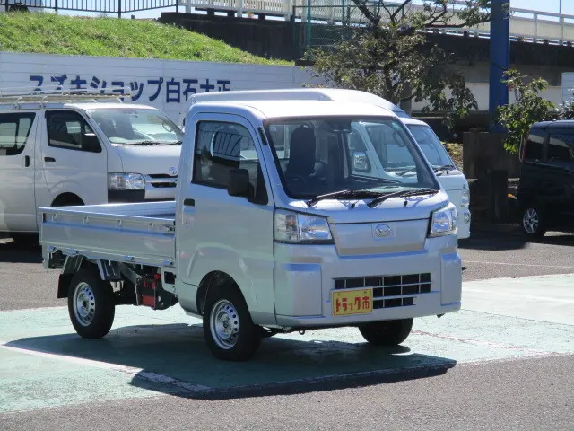 ダイハツ ハイゼットトラック 3BD-S510P(4WD)の写真3