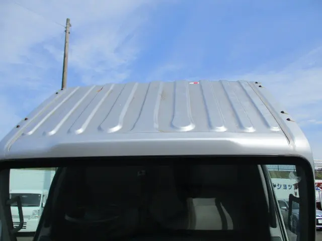 いすゞ エルフ TKG-NLR85AN(2WD)の写真15