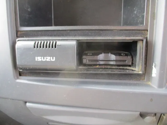 いすゞ エルフ TKG-NLR85AN(2WD)の写真38