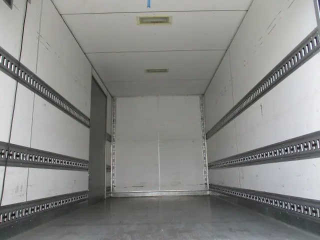 いすゞ エルフ BDG-NPR85AN(2WD)の写真26