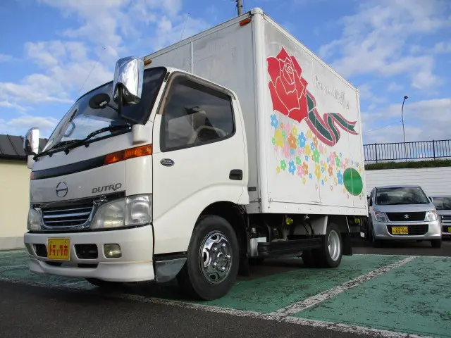 日野 デュトロ KK-XZU307M(2WD)の写真1