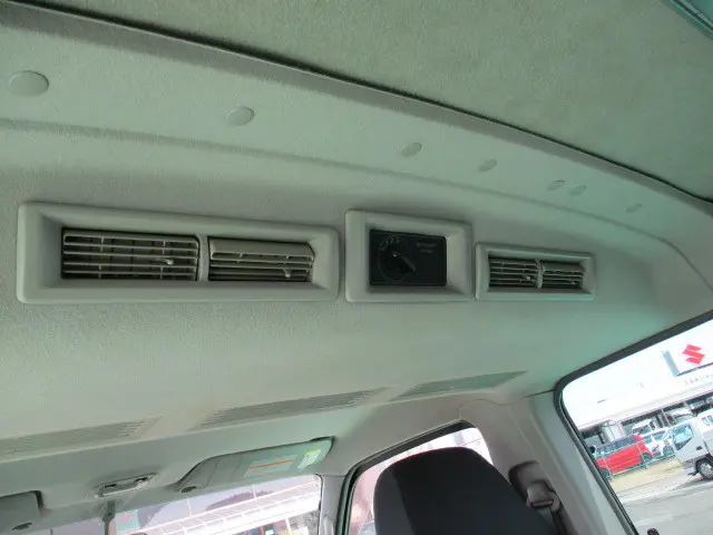 日産 キャラバン LDF-VWME25(4WD)の写真19