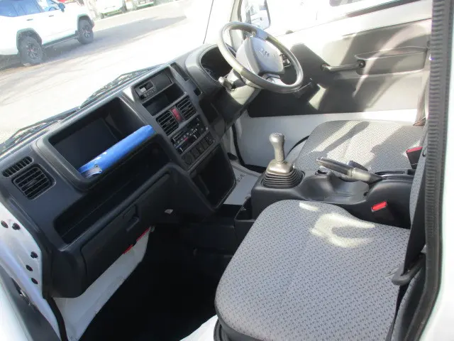 スズキ キャリイ EBD-DA16T(4WD)の写真21