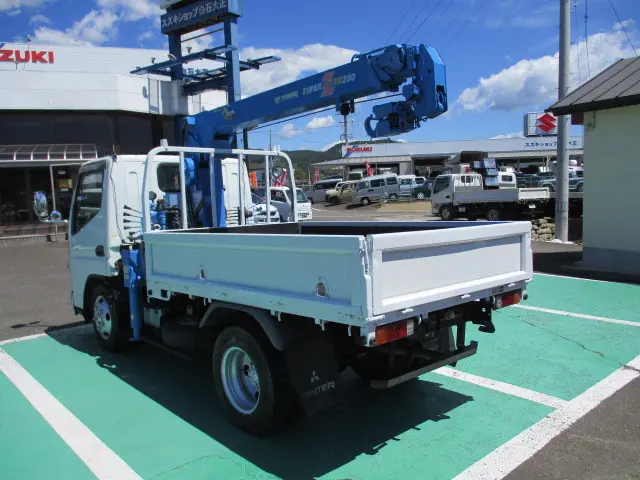 三菱 キャンター KK-FE70EB(2WD)の写真13