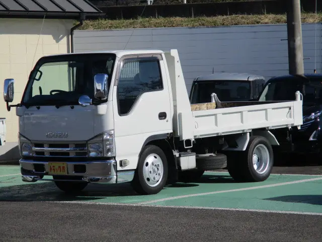 いすゞ エルフ TPG-NJR85AD(2WD)の写真4