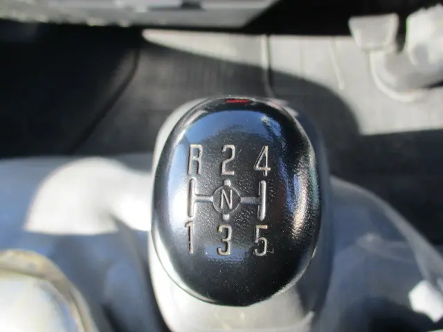 いすゞ エルフ TPG-NJR85AD(2WD)の写真34