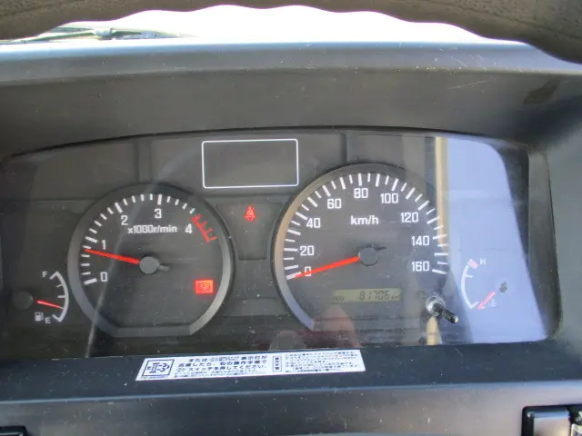 いすゞ エルフ TPG-NJR85AD(2WD)の写真36