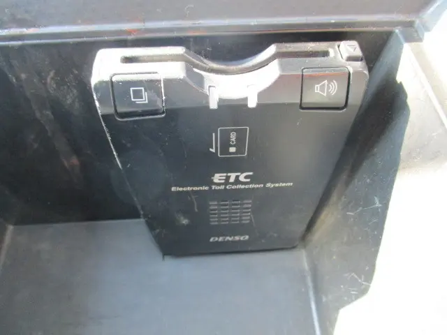 いすゞ エルフ TPG-NJR85AD(2WD)の写真41