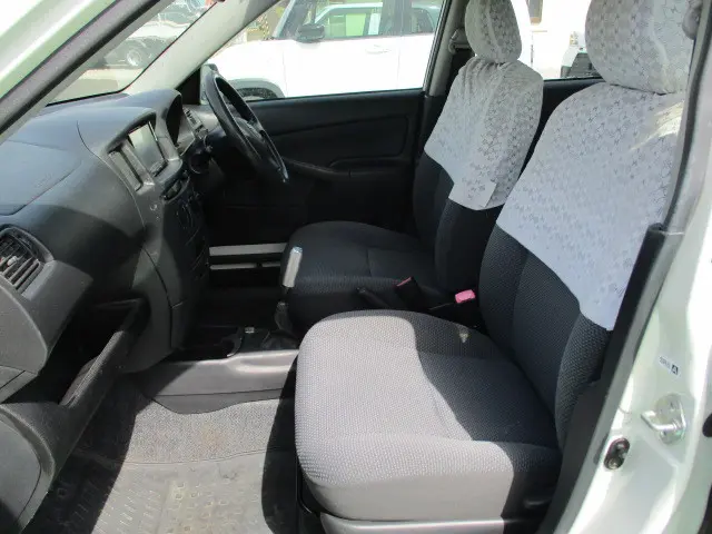 トヨタ サクシードバン KP-NLP51V(2WD)の写真18