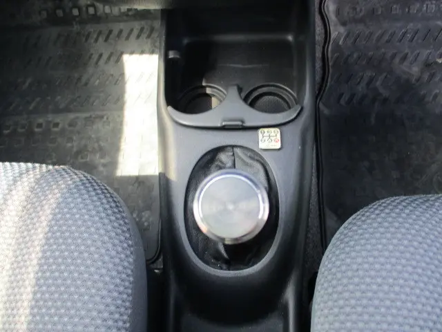 トヨタ サクシードバン KP-NLP51V(2WD)の写真27