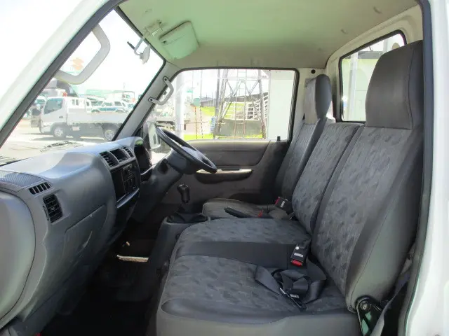 マツダ ボンゴブローニィトラック KG-SK56T(2WD)の写真21