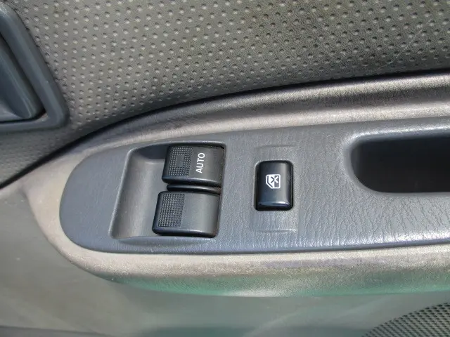 マツダ ボンゴブローニィトラック KG-SK56T(2WD)の写真22