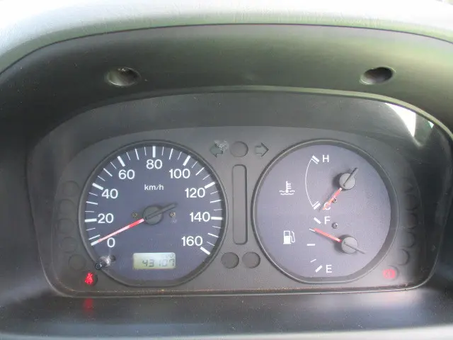 マツダ ボンゴブローニィトラック KG-SK56T(2WD)の写真26