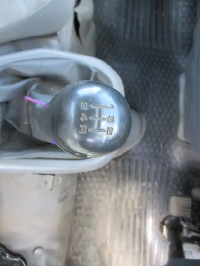 マツダ ボンゴブローニィトラック KG-SK56T(2WD)の写真30