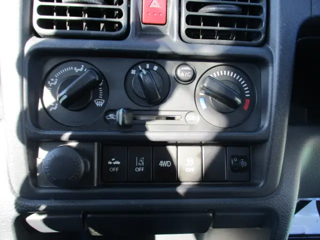スズキ キャリイ EBD-DA16T(4WD)の写真25