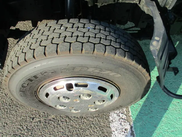 いすゞ エルフ KR-NPR72GN(2WD)の写真20