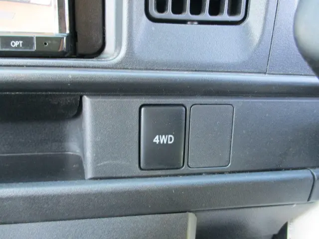 スバル サンバー バン EBD-S331B(4WD)の写真35