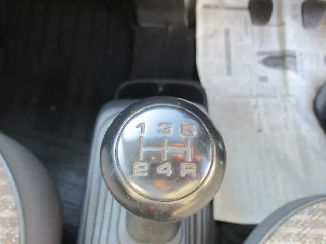 ホンダ アクティ トラック GBD-HA7(4WD)の写真28