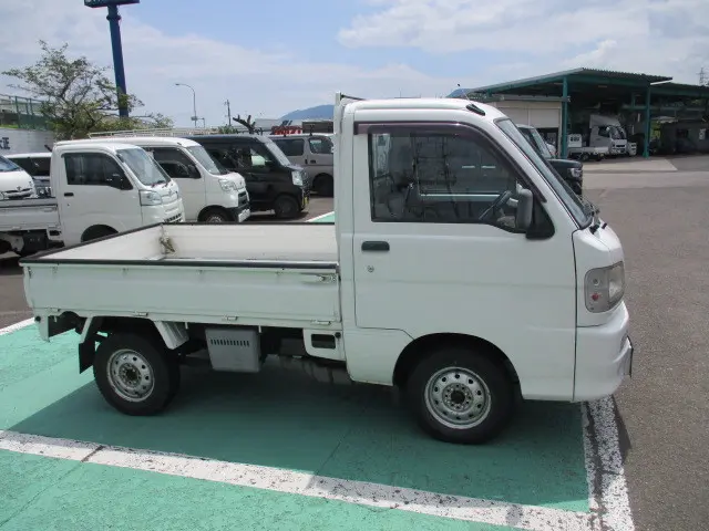 ダイハツ ハイゼットトラック TE-S210P(4WD)の写真5