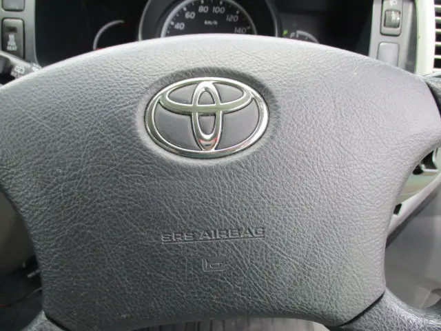 トヨタ ハイエースバン ADF-KDH206V(4WD)の写真34