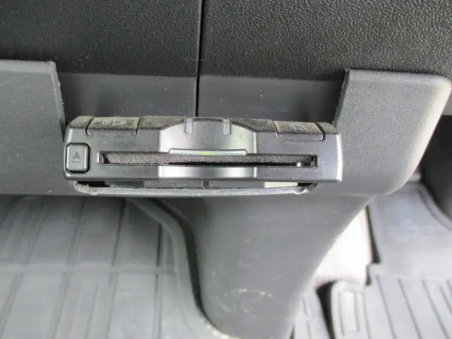 トヨタ ハイエースバン ADF-KDH206V(4WD)の写真39