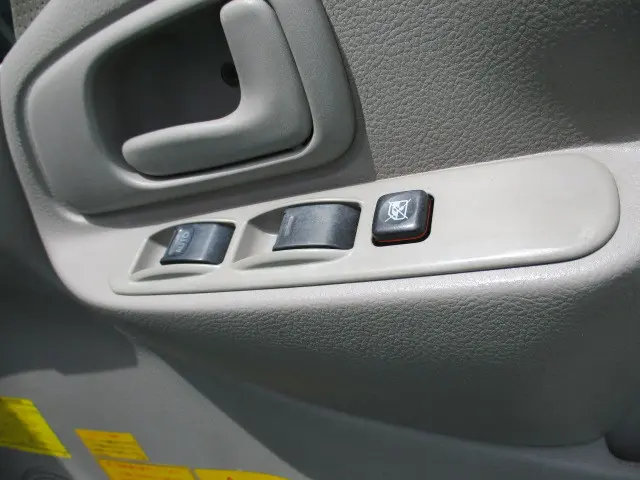 日野 デュトロ BDG-XZU404M(2WD)の写真41