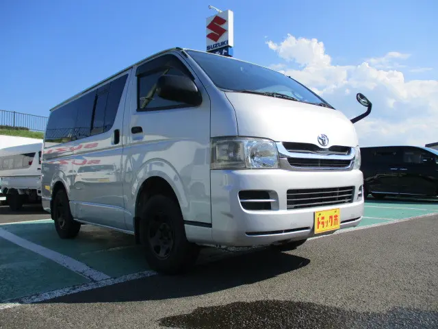 トヨタ ハイエースバン ADF-KDH206V(4WD)の写真15