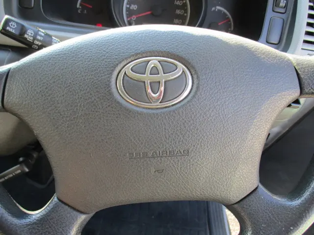 トヨタ ハイエースバン ADF-KDH206V(4WD)の写真33