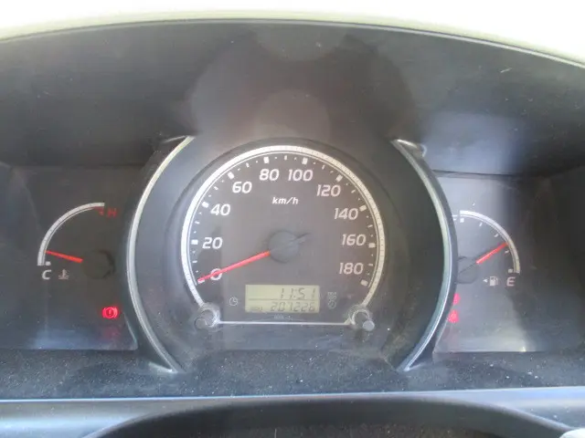 トヨタ ハイエースバン ADF-KDH206V(4WD)の写真34