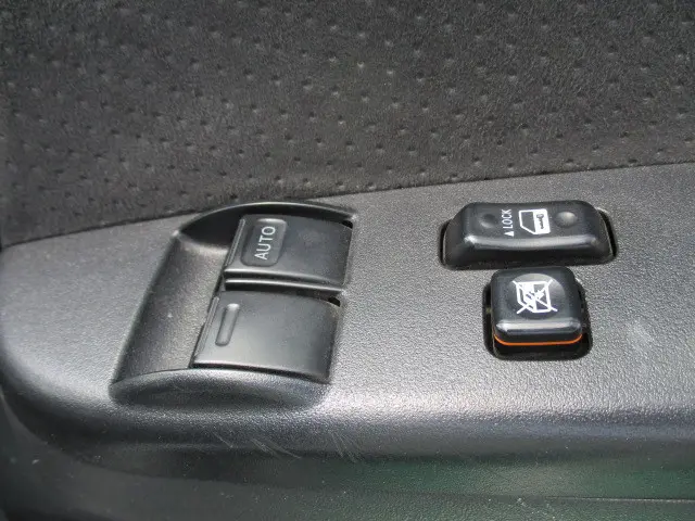 トヨタ ハイエースレジアス QDF-GDH206V(4WD)の写真34