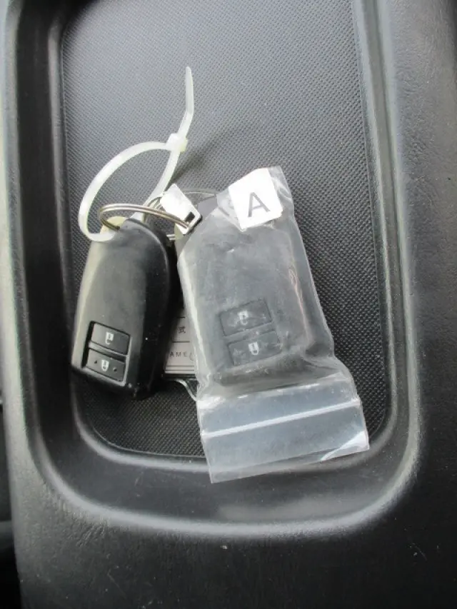 トヨタ ハイエースレジアス QDF-GDH206V(4WD)の写真38