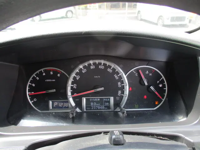 トヨタ ハイエースレジアス QDF-GDH206V(4WD)の写真42