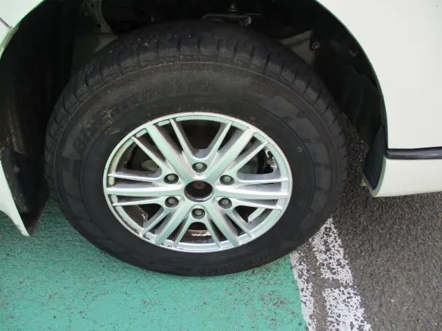 トヨタ ハイエースレジアス QDF-GDH206V(4WD)の写真45