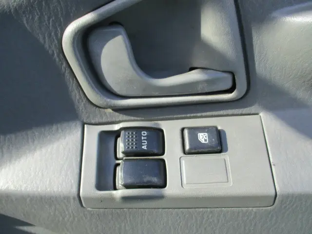 三菱 キャンター KK-FE51CBD(2WD)の写真33