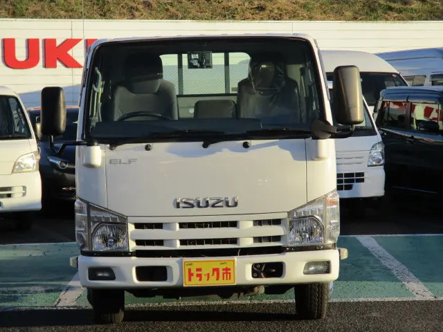 いすゞ エルフ SKG-NKR85A(2WD)の写真2