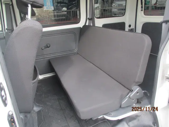 トヨタ ピクシスバン EBD-S331M(4WD)の写真20