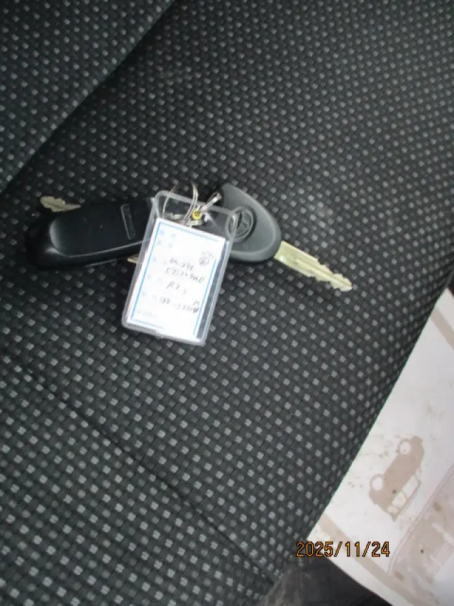 トヨタ ピクシスバン EBD-S331M(4WD)の写真37