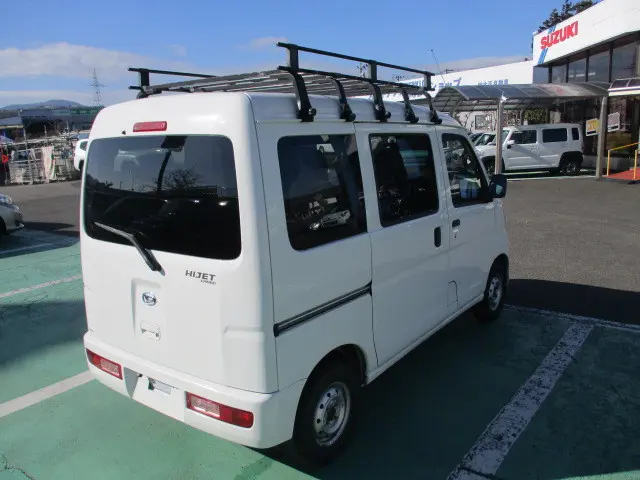 ダイハツ ハイゼットバン EBD-S331V(4WD)の写真6