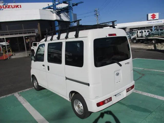 ダイハツ ハイゼットバン EBD-S331V(4WD)の写真8