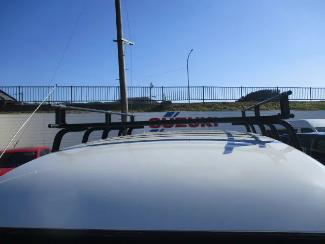 ダイハツ ハイゼットバン EBD-S331V(4WD)の写真14