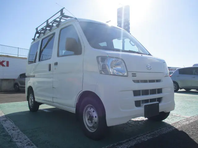 ダイハツ ハイゼットバン EBD-S331V(4WD)の写真15