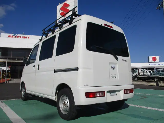 ダイハツ ハイゼットバン EBD-S331V(4WD)の写真17