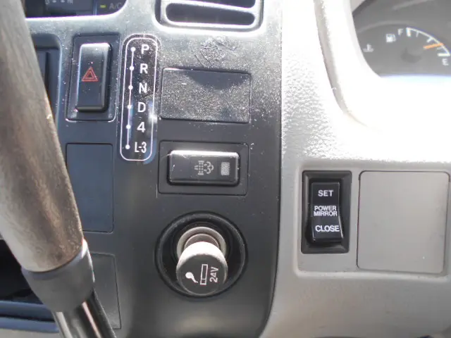 日野 デュトロ BDG-XZU304M(2WD)の写真8