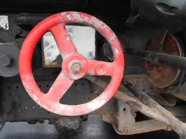 いすゞ エルフ PA-NPR81N(2WD)の写真7