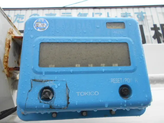 いすゞ エルフ PA-NPR81N(2WD)の写真9