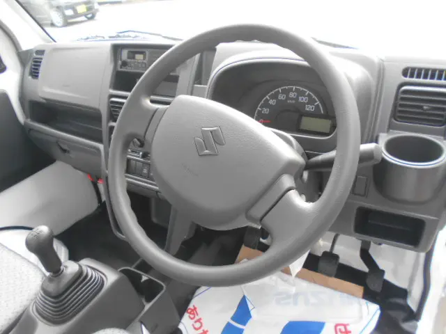 スズキ キャリイ 3BD-DA16T(4WD)の写真4