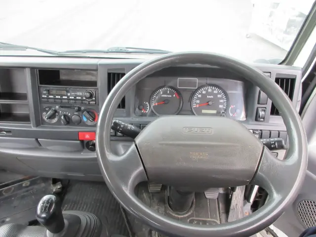 いすゞ エルフ BKG-NJS85A(4WD)の写真7