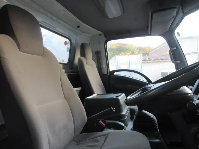 いすゞ エルフ SKG-NPS85AN改(4WD)の写真10